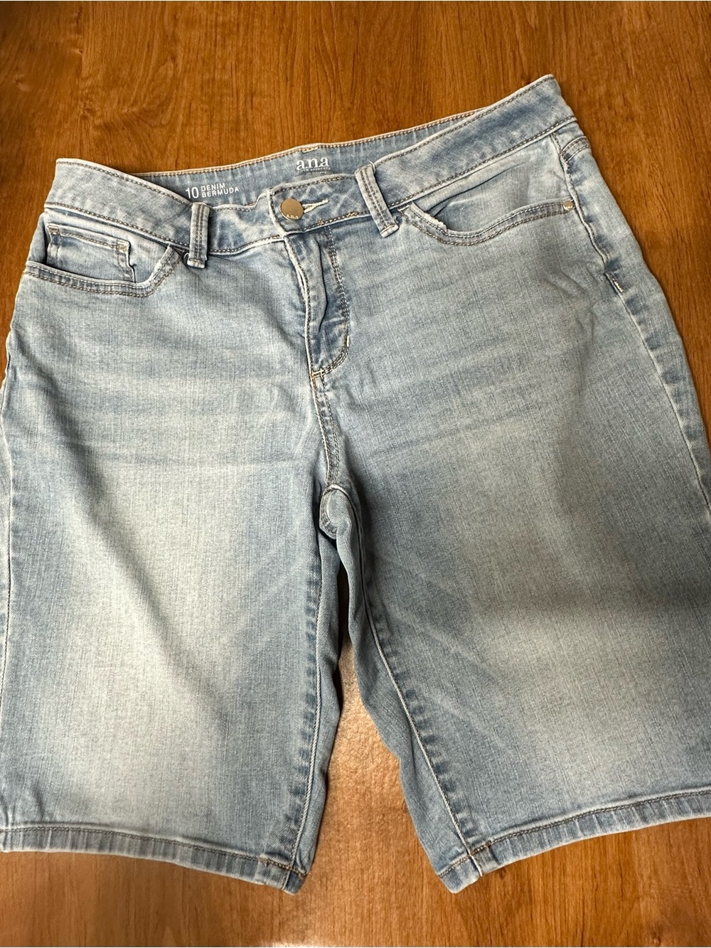 a.n.a Faded Light Blue Denim Bermuda Shorts size 10